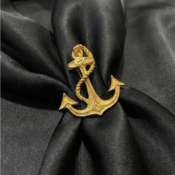 HUGE VINTAGE Gold Anchor Brooch NAUTICAL NAVY PINUP RETRO